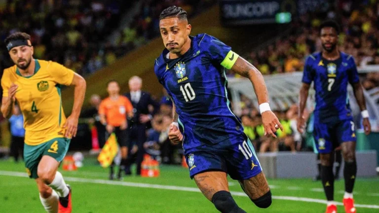 Barcelona Anxious as Raphinha Suffers Injury in Australia Friendly