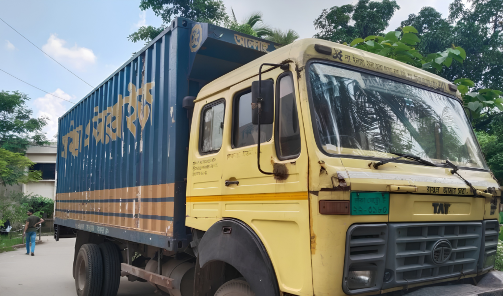Eight-Year-Old Schoolboy Killed in Fatal Tongi Covered Van Collision 3 Eight-Year-Old Schoolboy Killed in Fatal Tongi Covered Van Collision