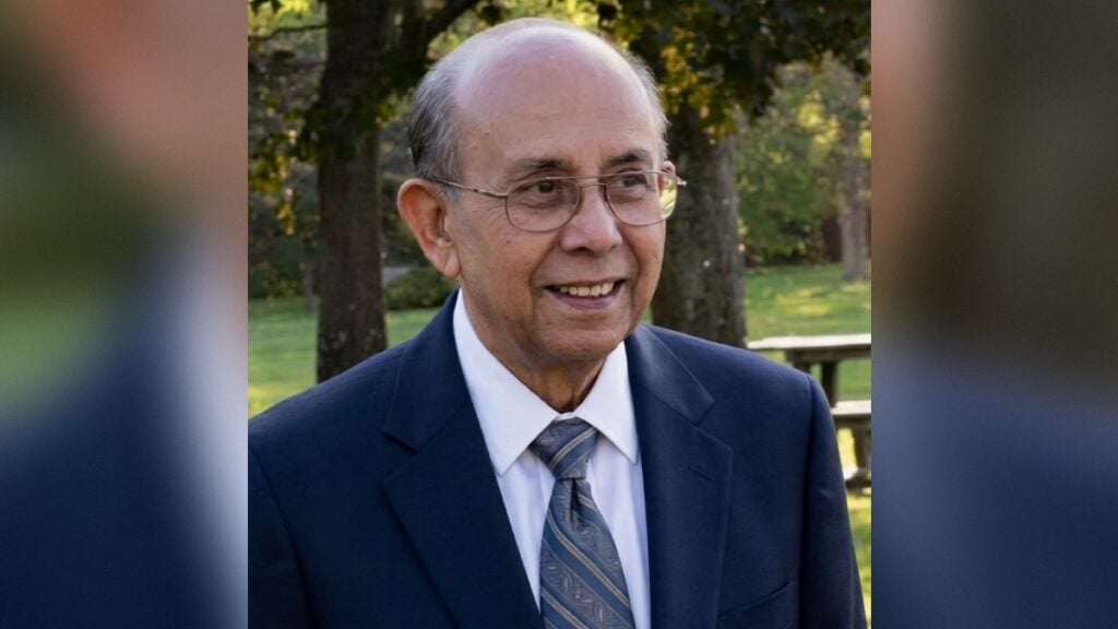 In Remembrance An Extraordinary Scholar of Mathematics, Literature and Free Thought 3 In Remembrance An Extraordinary Scholar of Mathematics, Literature and Free Thought