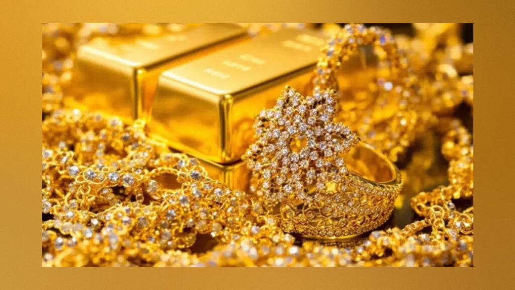 Oil Surge and Rate Hike Bets Weigh on Gold Prices