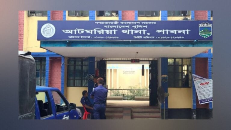 Pabna Man Shot Dead After Returning Home from Market