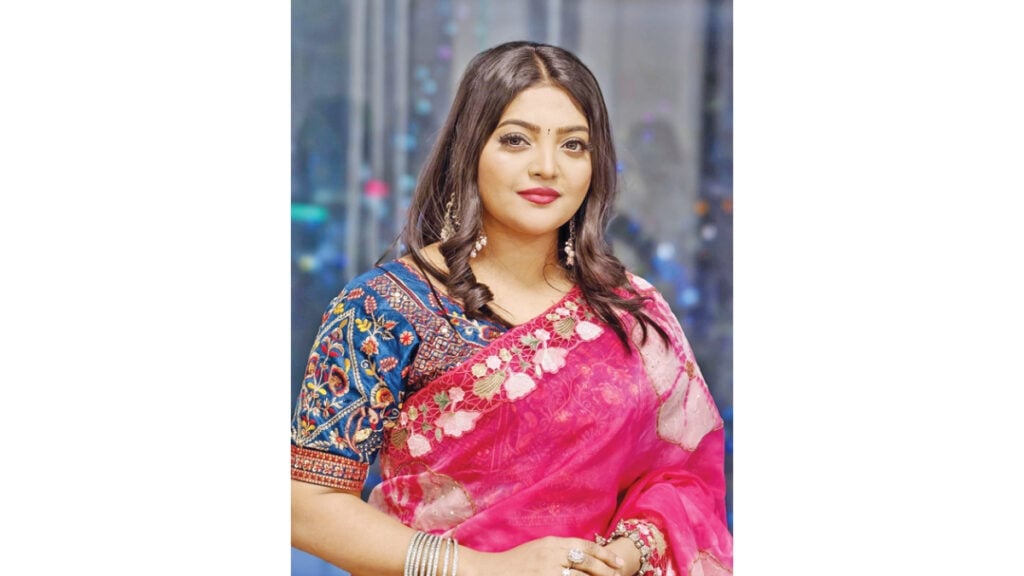Salma Returns With New Duet ‘Prem Leela’
