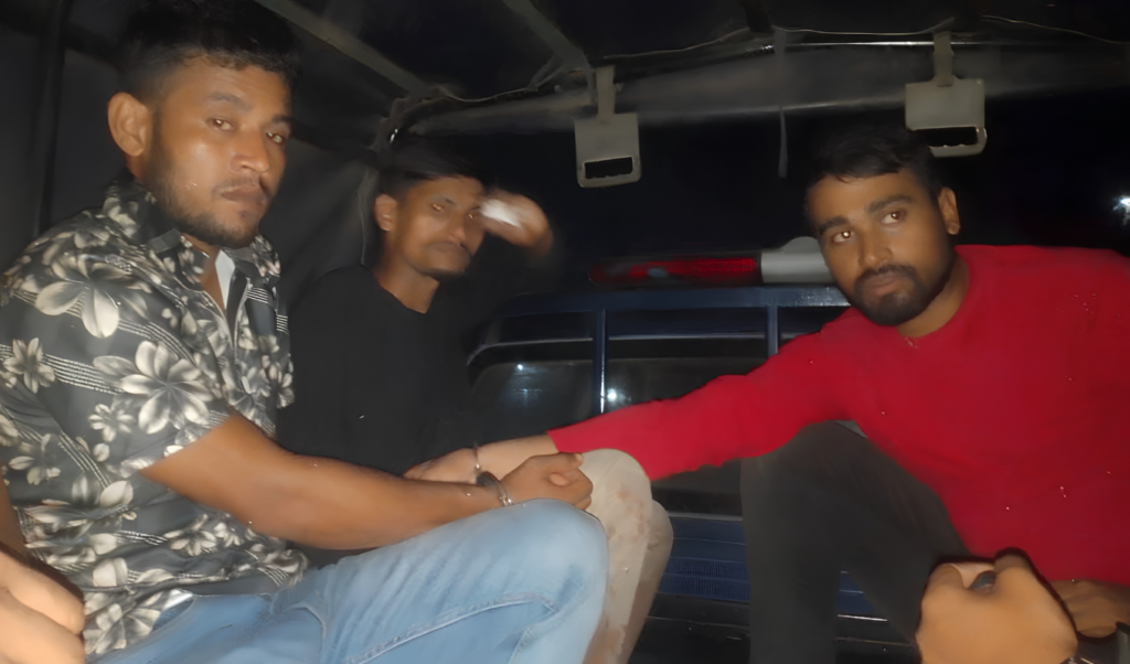 Three Arrested in Khulna with Firearms, Ammunition, and Explosives 3 Three Arrested in Khulna with Firearms, Ammunition, and Explosives