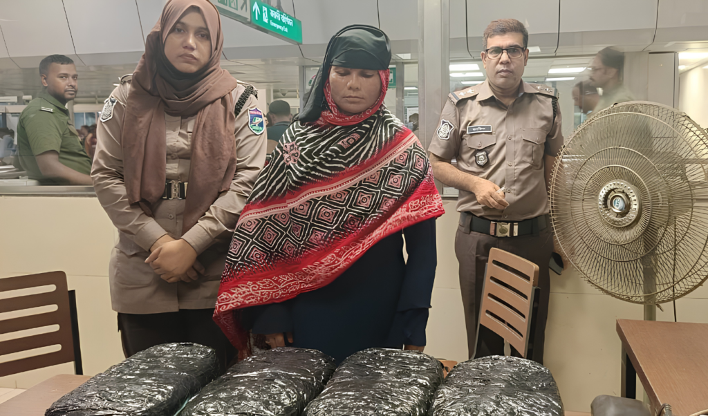 Woman Detained with Four Kilogrammes of Cannabis at Metro Station