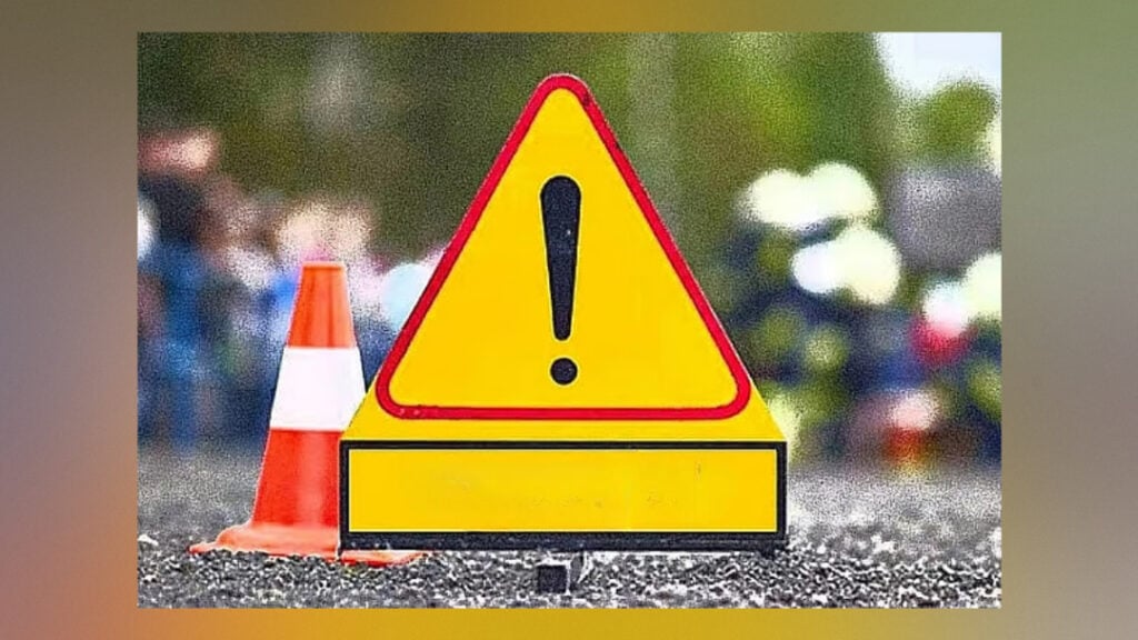 Child Dies as Auto-Rickshaw Overturns in Khagrachhari