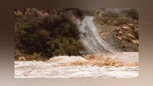 Deadly Flash Floods in Makkah Leave Child Missing