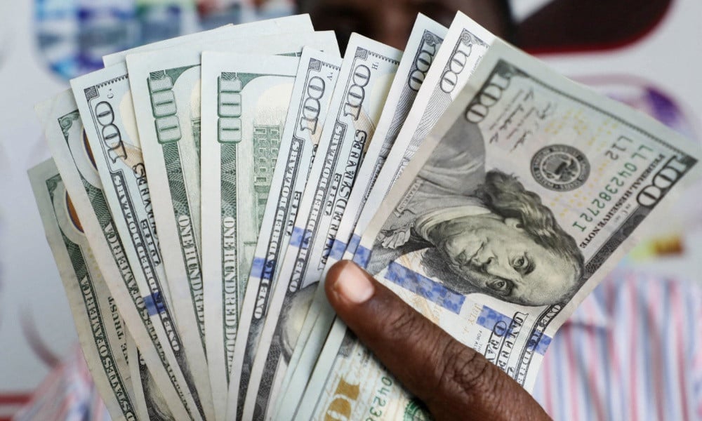 Foreign Capital Returns as DSE Foreign Turnover Surges 37.6% 3 Foreign Capital Returns as DSE Foreign Turnover Surges 37.6%