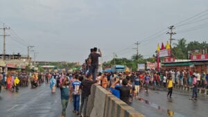 Garment Factories Along Gazipur Highway Close Following Wage Protests