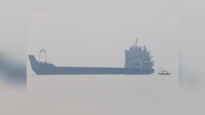 Hormuz Shipping Falls to Two-Month Low After Tanker Attacks