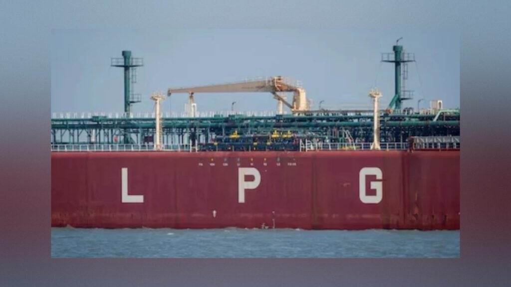 Iran Ships LPG and Jet Fuel Despite US Blockade