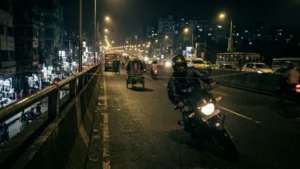 Lethal 'Nylon Thread' Trap Emerges as New Danger for Motorcyclists on Dhaka Flyovers