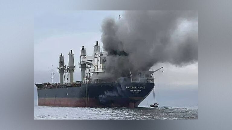 Mine Explosions Set Four Oil Tankers Ablaze in Hormuz Strait
