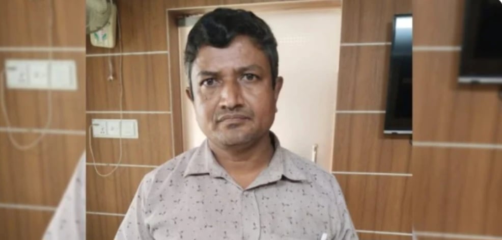 School Headmaster Arrested in Manikganj Over Controversial Political Banner 3 School Headmaster Arrested in Manikganj Over Controversial Political Banner