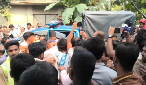 Three Police Officers Injured as Madrasa Principal Is Rescued