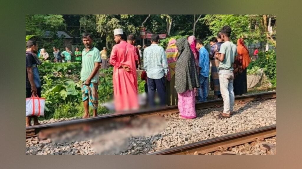 Woman Killed by Train in Jessore, Police Collect Fingerprints 2 Woman Killed by Train in Jessore, Police Collect Fingerprints